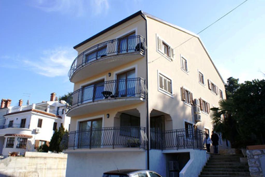 Apartman & Elda *
